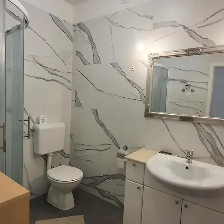 Apartment Relaxing Gardens For Max 8 Persons In Istria Novaki Pazinski